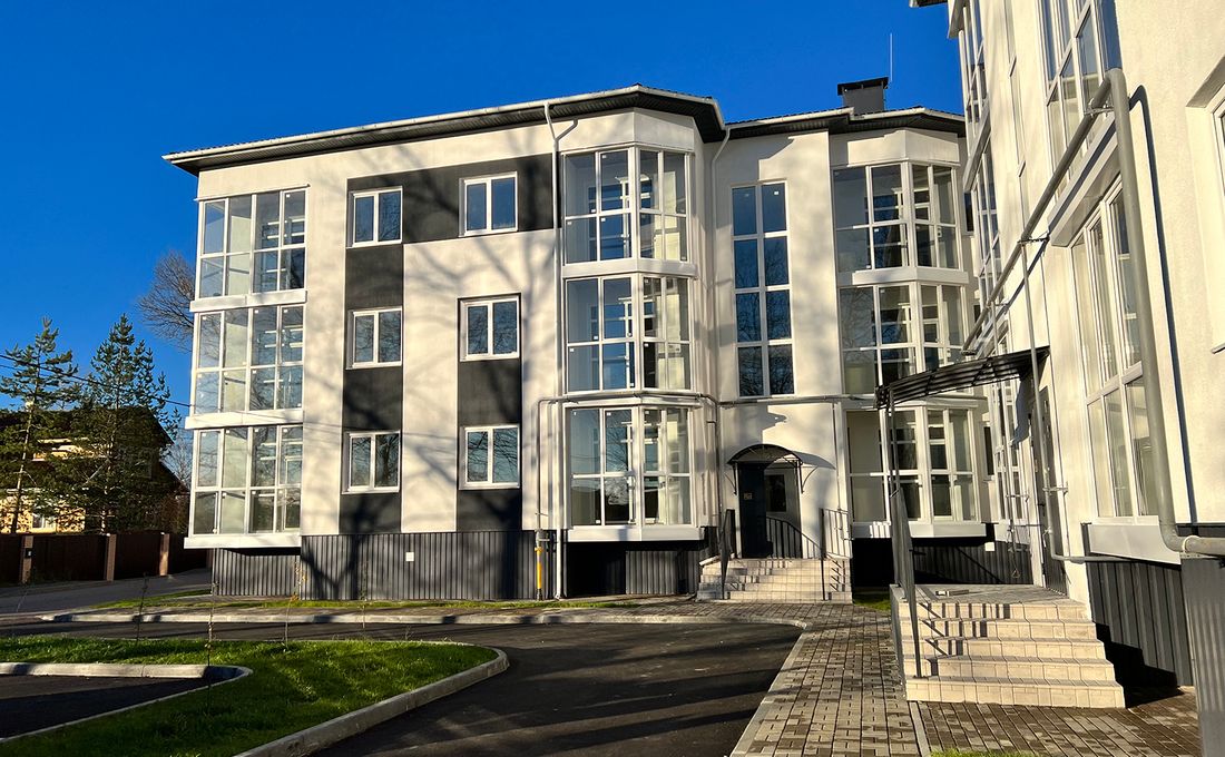Куралева, 13 — фото 1